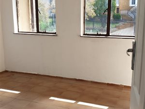 2.5 Bed Flat in Laudium
