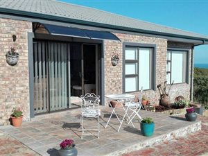 3 Bedroom House in Moquini Coastal Estate