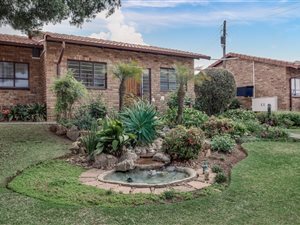 1 Bed Townhouse in Ontdekkers Park