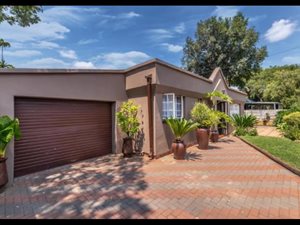 4 Bed House in Pretoria North