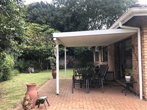 3 Bedroom House in Manors