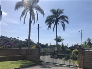 3 Bed House in Manors