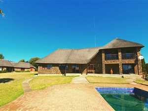 3.4 ha Farm in Sterkfontein and surrounds