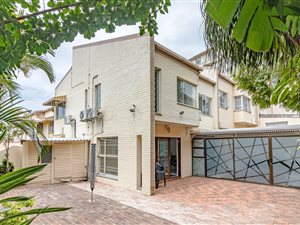 3 Bed Duplex in Essenwood