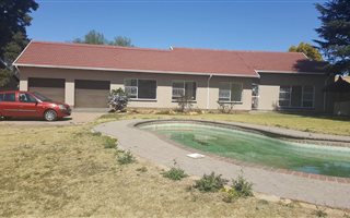 3 Bedroom House in Sharon Park