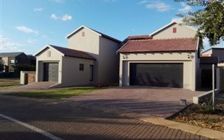 5 Bedroom House in Copperleaf