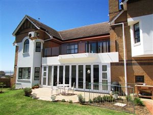 4 Bed House in West Bank