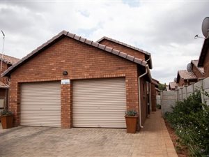 3 Bedroom House in Amandasig
