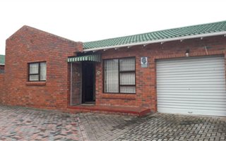 2 Bedroom Townhouse in Sherwood and surrounds