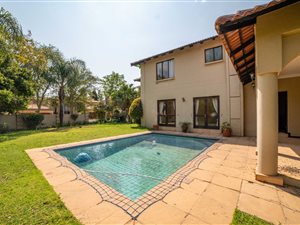 4 Bed House in Dainfern