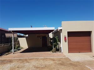 2 Bed House in Roux Park