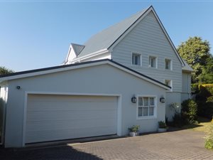 4 Bed Townhouse in Clarendon