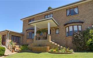 5 Bedroom House in Vierlanden