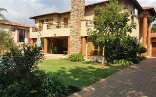 4 Bedroom House in Poortview