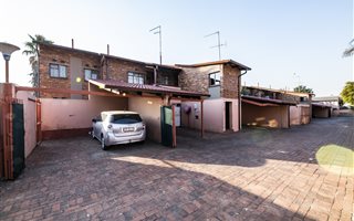 3 Bedroom Apartment in Brackenhurst