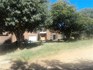 3 Bed House in Viljoenskroon