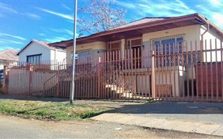 3 Bedroom House in Judiths Paarl