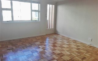 1 Bedroom Apartment in Three Anchor Bay