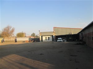 500 m² Commercial space in Newcastle Central