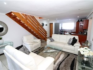 3 Bed Townhouse in Pomona