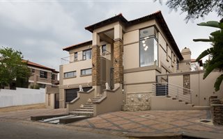 5 Bedroom Townhouse in Beverley