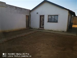 2 Bed House in Kwa Thema
