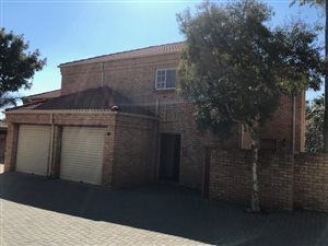 3 Bed Cluster in Amorosa