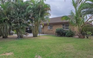 3 Bedroom Apartment in Arboretum