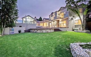 4 Bedroom House in Dainfern Valley