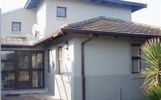 3 Bedroom House in Hartenbos Landgoed