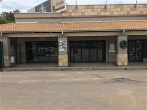 256 m² Retail Space in Die Wilgers