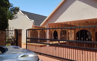 4 Bedroom House in Flamwood
