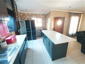 5 Bed House in Highbury
