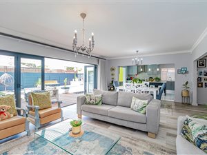 3 Bed House in Rondebosch East