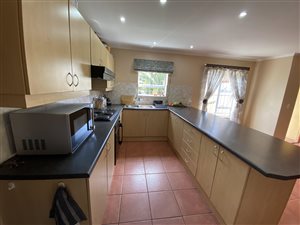 4 Bed House in Eikenbosch