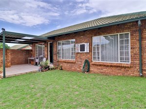 2 Bed Simplex in Highveld