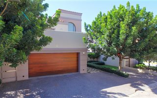 3 Bedroom Cluster in Bedfordview