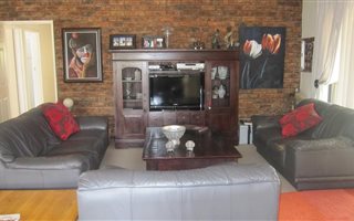 4 Bedroom House in Sonstraal