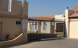 2 Bedroom Apartment in Wychwood