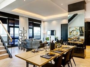 3 Bed Apartment in Foreshore