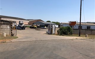 700 m² Industrial space in Mkondeni
