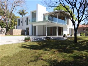 5 Bed House in Senderwood