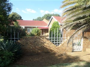 3 Bed House in Modder East