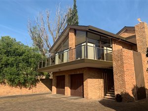 4 Bed House in Paarl Central West