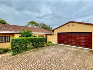 3 Bed Simplex in Umtentweni