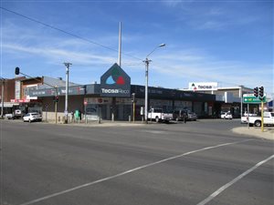 290 m² Commercial space in Gezina