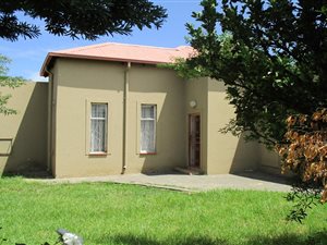 2 Bed House in The Reeds
