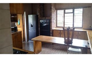 4 Bedroom House in Brooklyn