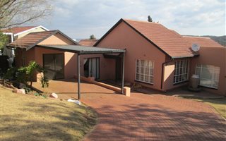 3 Bedroom House in Mulbarton