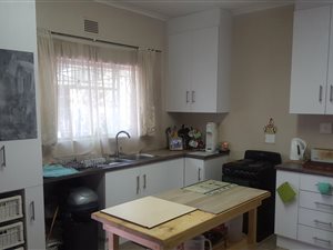 3 Bed House in De Zoete Inval